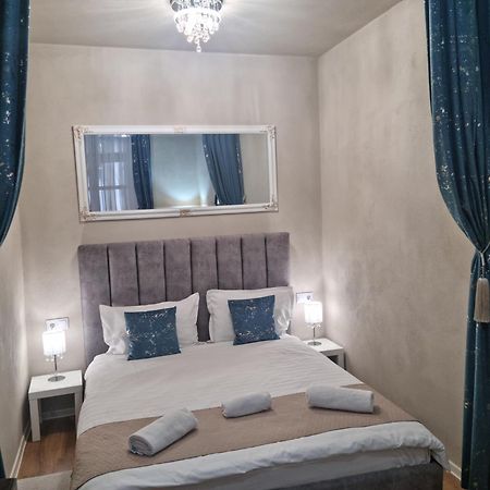 Studio Piata Mare Сибиу Экстерьер фото